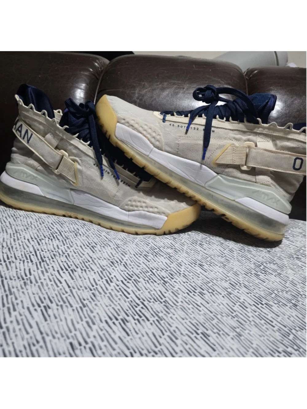 Men's Jordan Proto-Max 720 Sneakers Beige and Blue